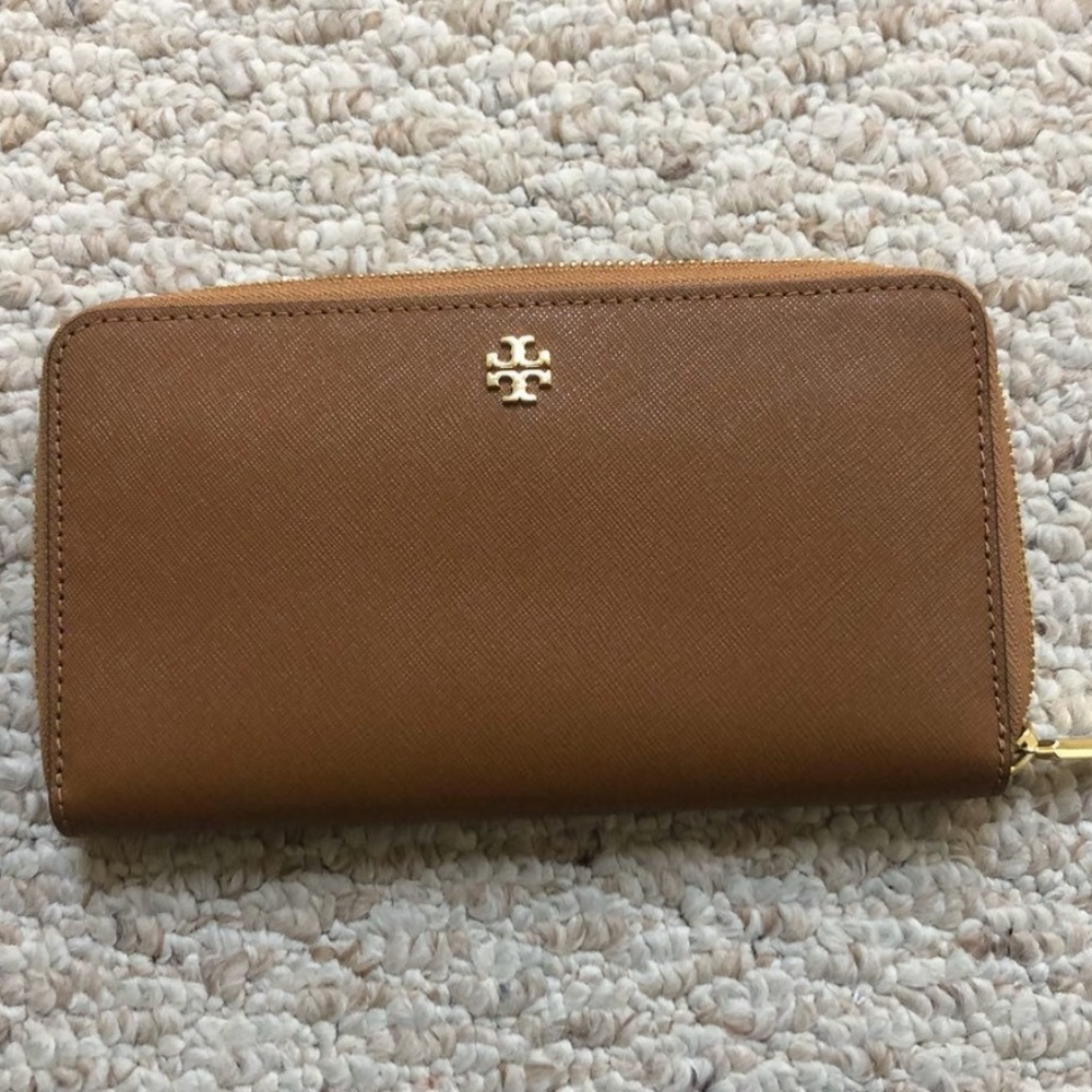 Tory Burch Wallet NWOT